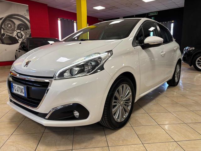 PEUGEOT 208 1° serie PureTech 82 5 porte ** km certif. **