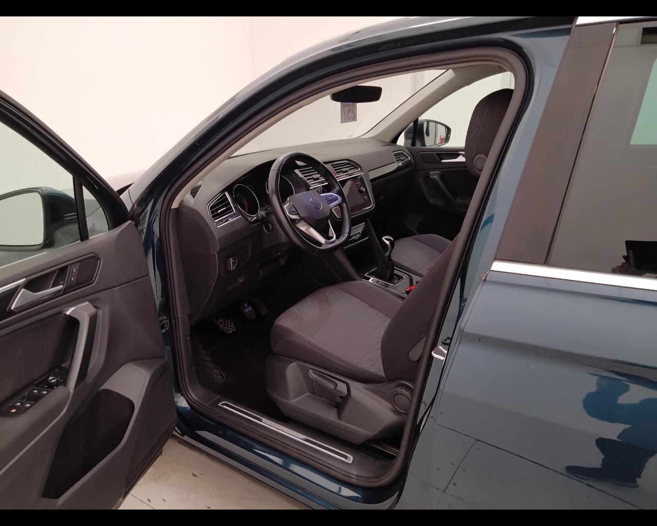 VOLKSWAGEN Tiguan II 2021 - Tiguan 2.0 tdi Life 122cv