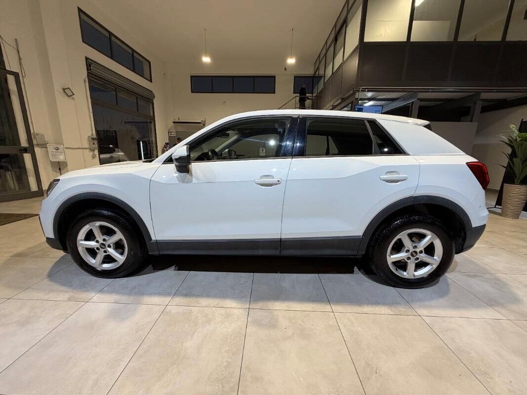 Audi Q2 30 TDI S tronic Business