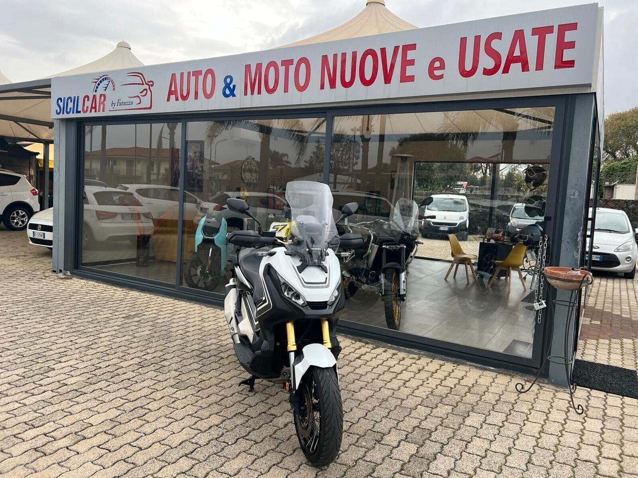 Honda X-ADV 750 X-ADX 750 DCT DESERT TRACK