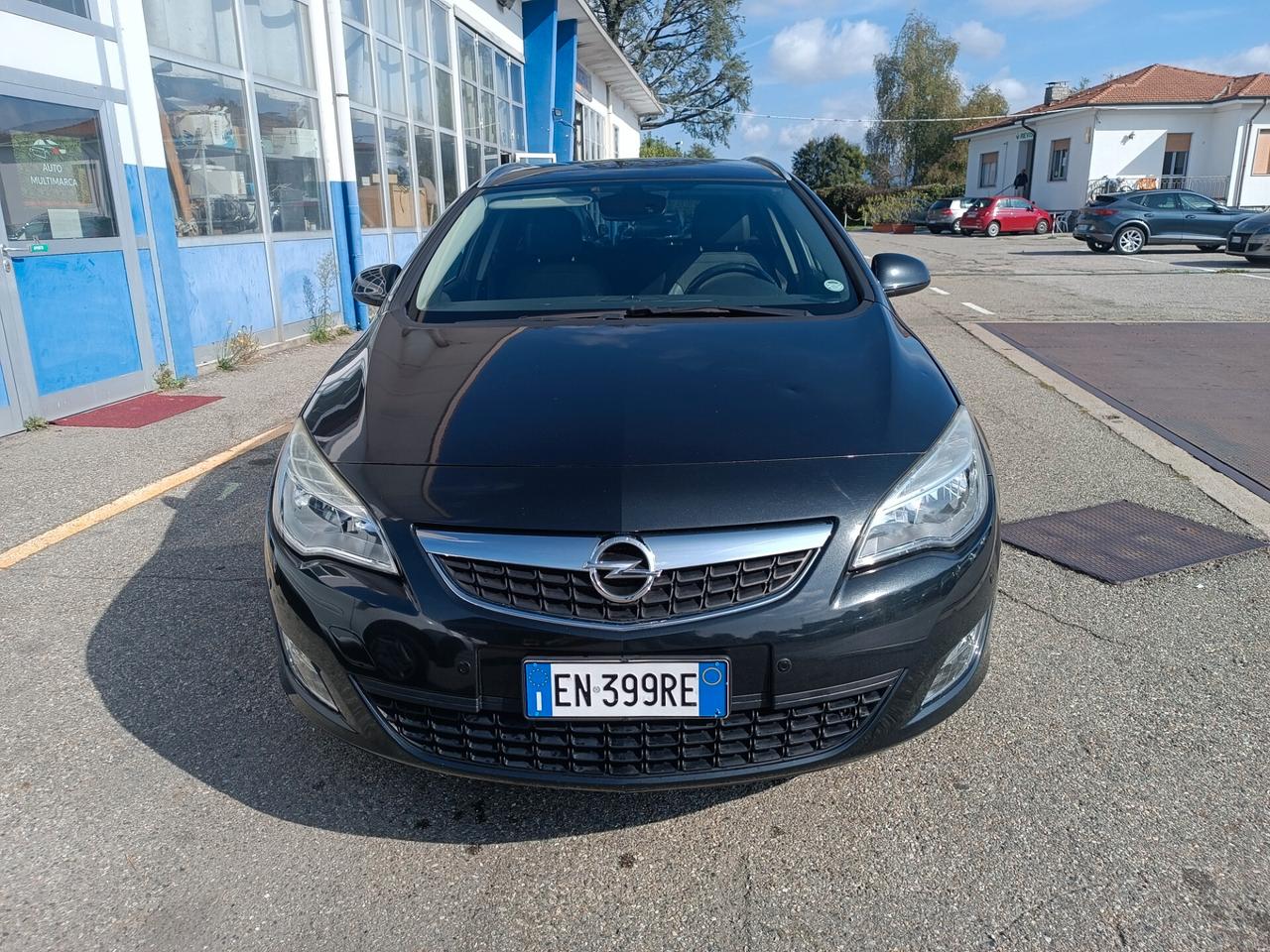 Opel Astra 1.4 Turbo 140CV Sports Tourer Cosmo