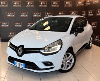 Renault Clio 90CV 5P MOSCHINO INTENS