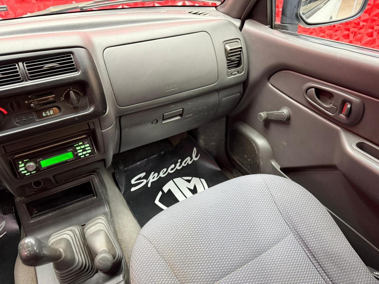 Mitsubishi L200 2.5 TDI 4WD Magnum Club Cab Pick-up