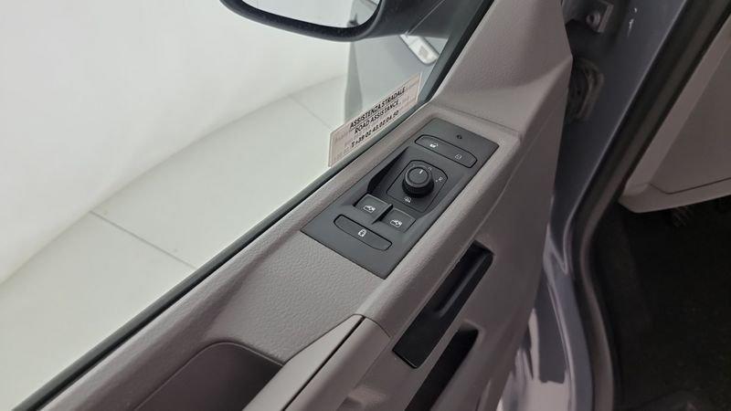Volkswagen Caravelle 2.0 TDI 110CV PC Business 9 posti