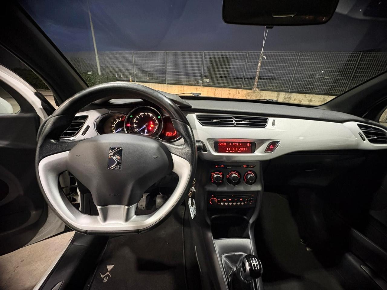 Ds DS3 3 1.4 VTi 95 Chic GPL ANNO 2010