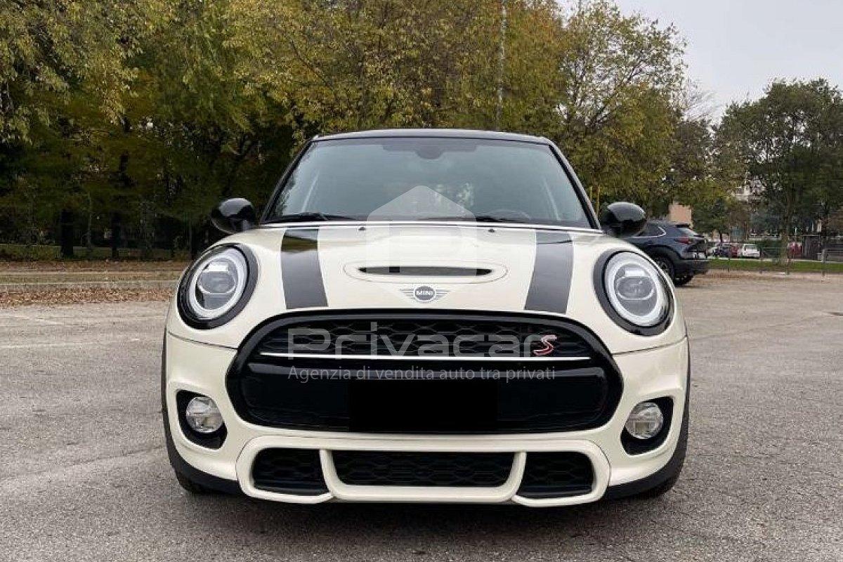 MINI Mini 2.0 Cooper SD aut. Hype 5 porte