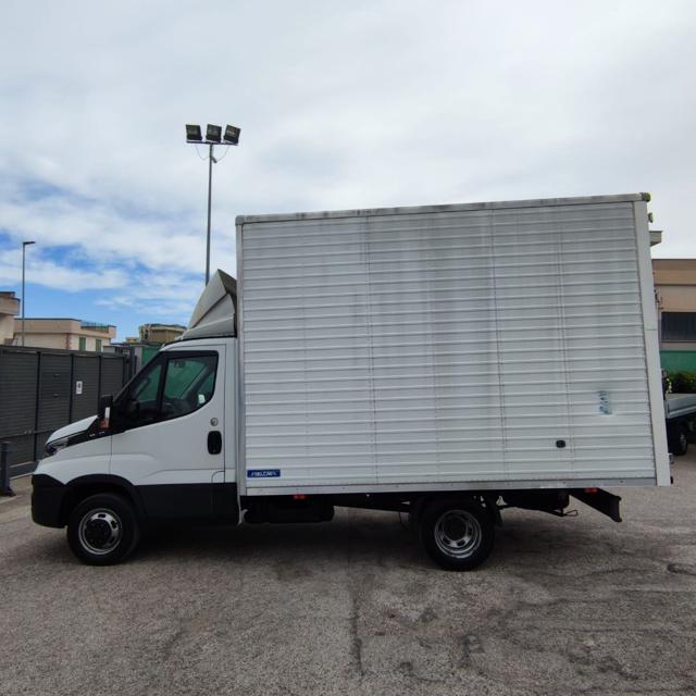 IVECO DAILY 35C12 FURGONE BOX 3 POSTI - 2018