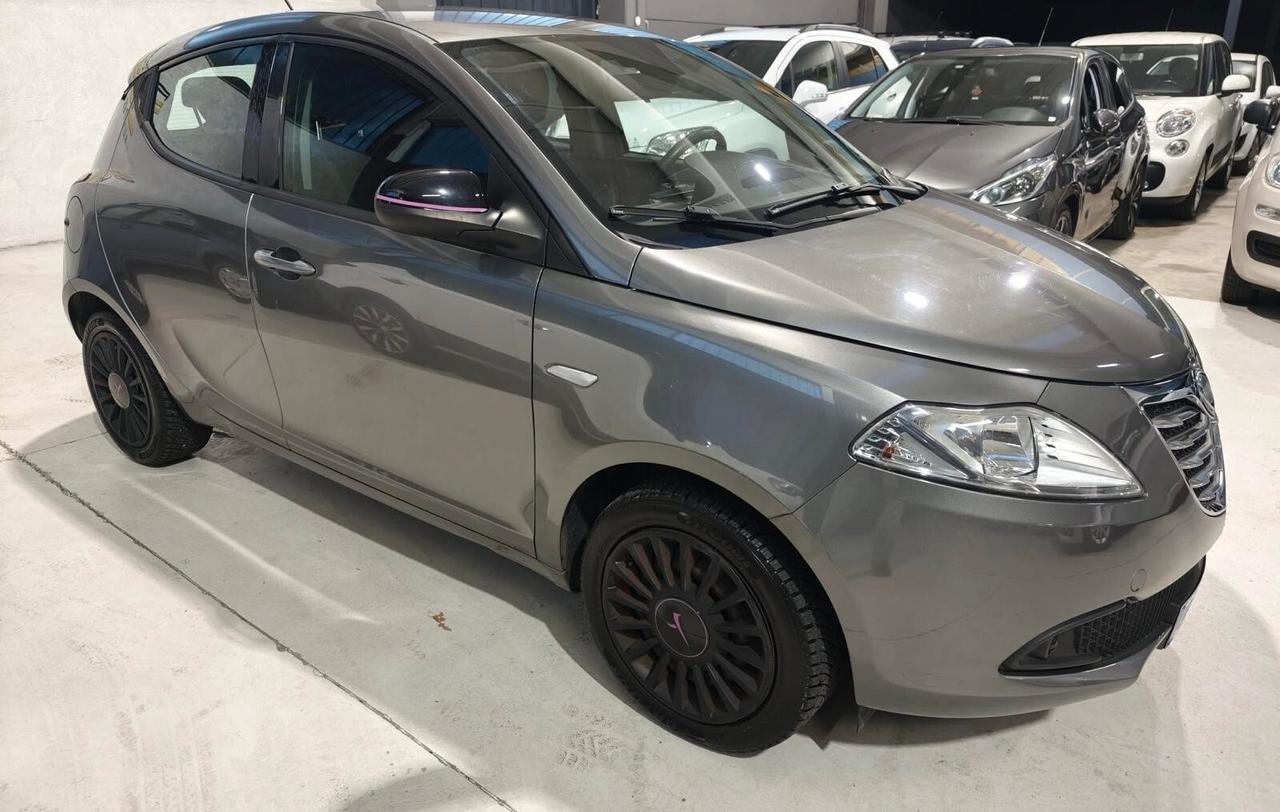 Lancia Ypsilon Benzina Euro 6 Neopatentati