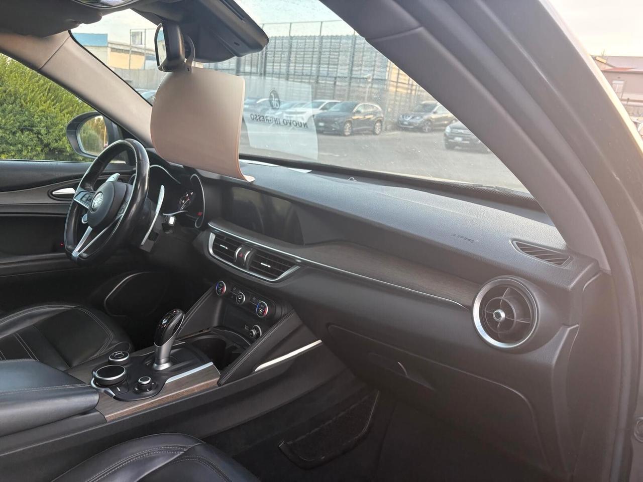 Alfa Romeo Stelvio 2.2 Turbodiesel 210 CV AT8 Q4 Super