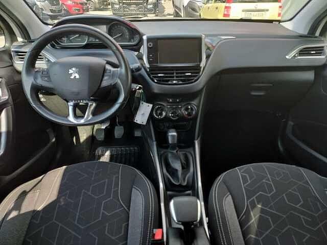 Peugeot 2008 PureTech 82 Active ** NEOPATENTATI **