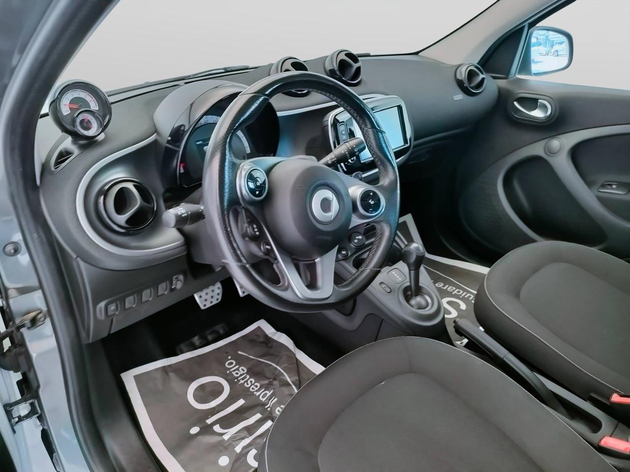 SMART Forfour II 2015 - Forfour 1.0 Passion 71cv twinamic my18