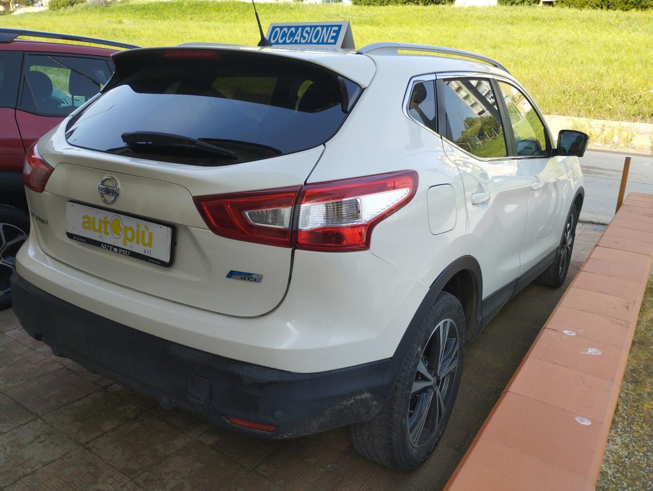 Nissan Qashqai 1.6 dCi DPF Tekna Automatica