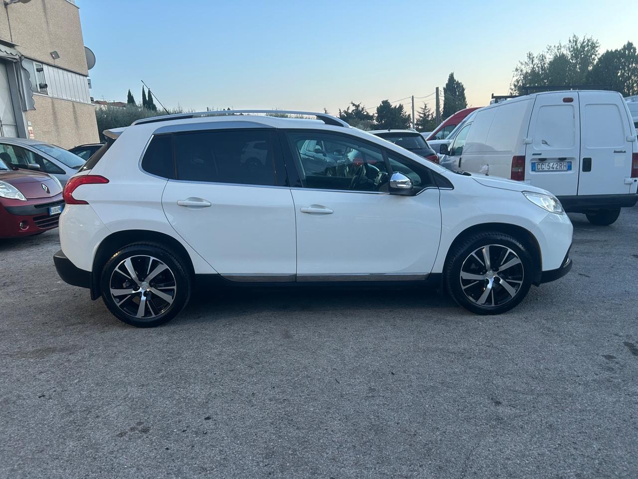 Peugeot 2008 1.6 e-HDi 115 CV Stop&Start 120000km