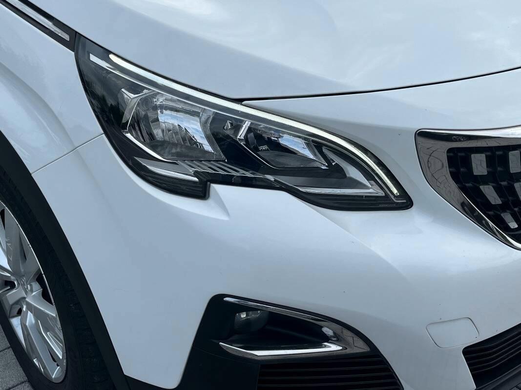 Peugeot 3008 1.6 bluehdi Business s&s 120cv eat6