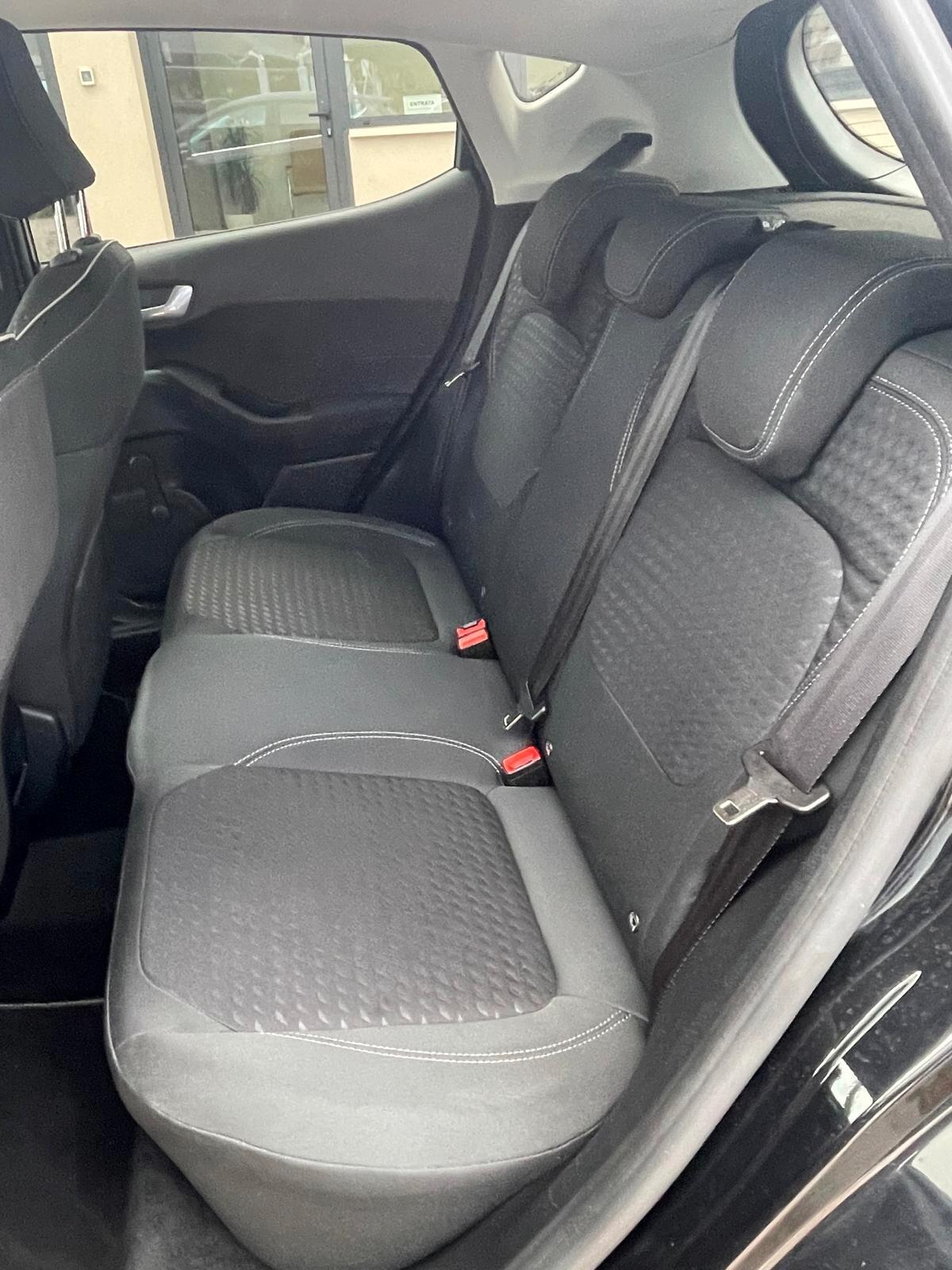 Ford Fiesta Automatica benzina 1.0