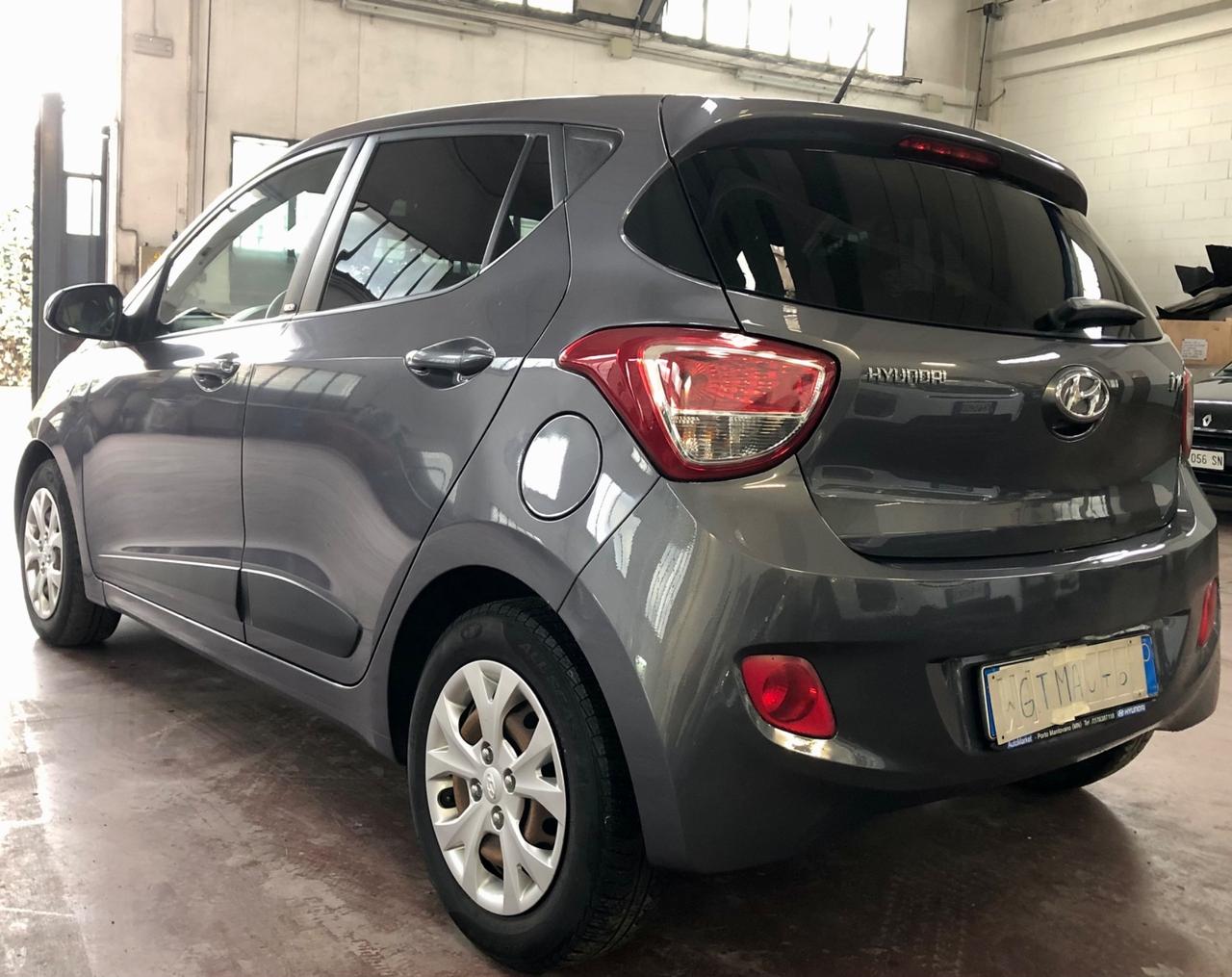 Hyundai i10 unicoproprietario ideale per neopatentati