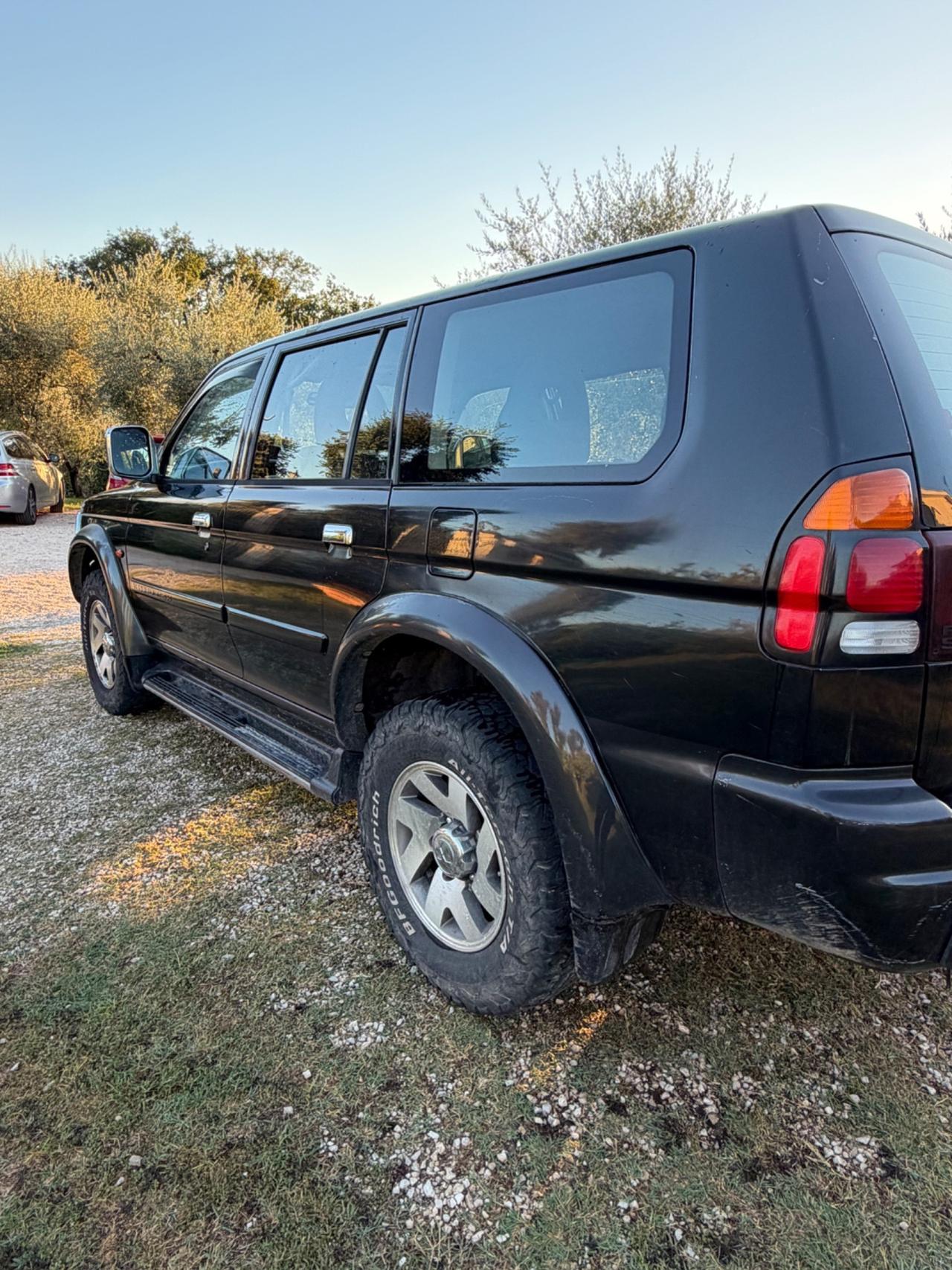 Mitsubishi Pajero Sport 2.5 TDI GLS