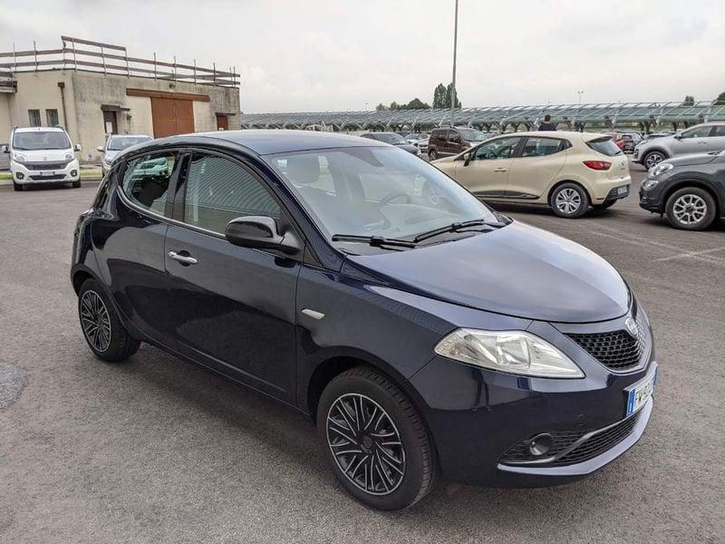Lancia Ypsilon Ypsilon 1.2 69 CV 5 porte S&S Gold