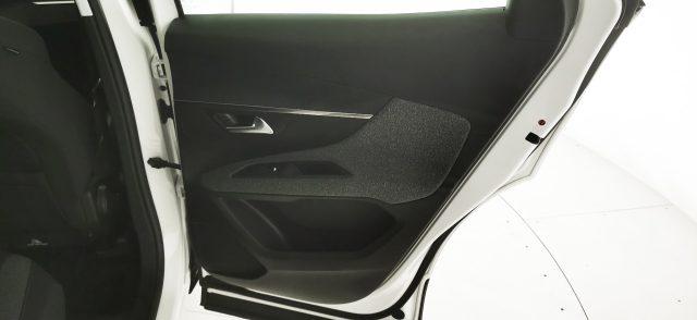 PEUGEOT 3008 BlueHDi 130 S&S Business