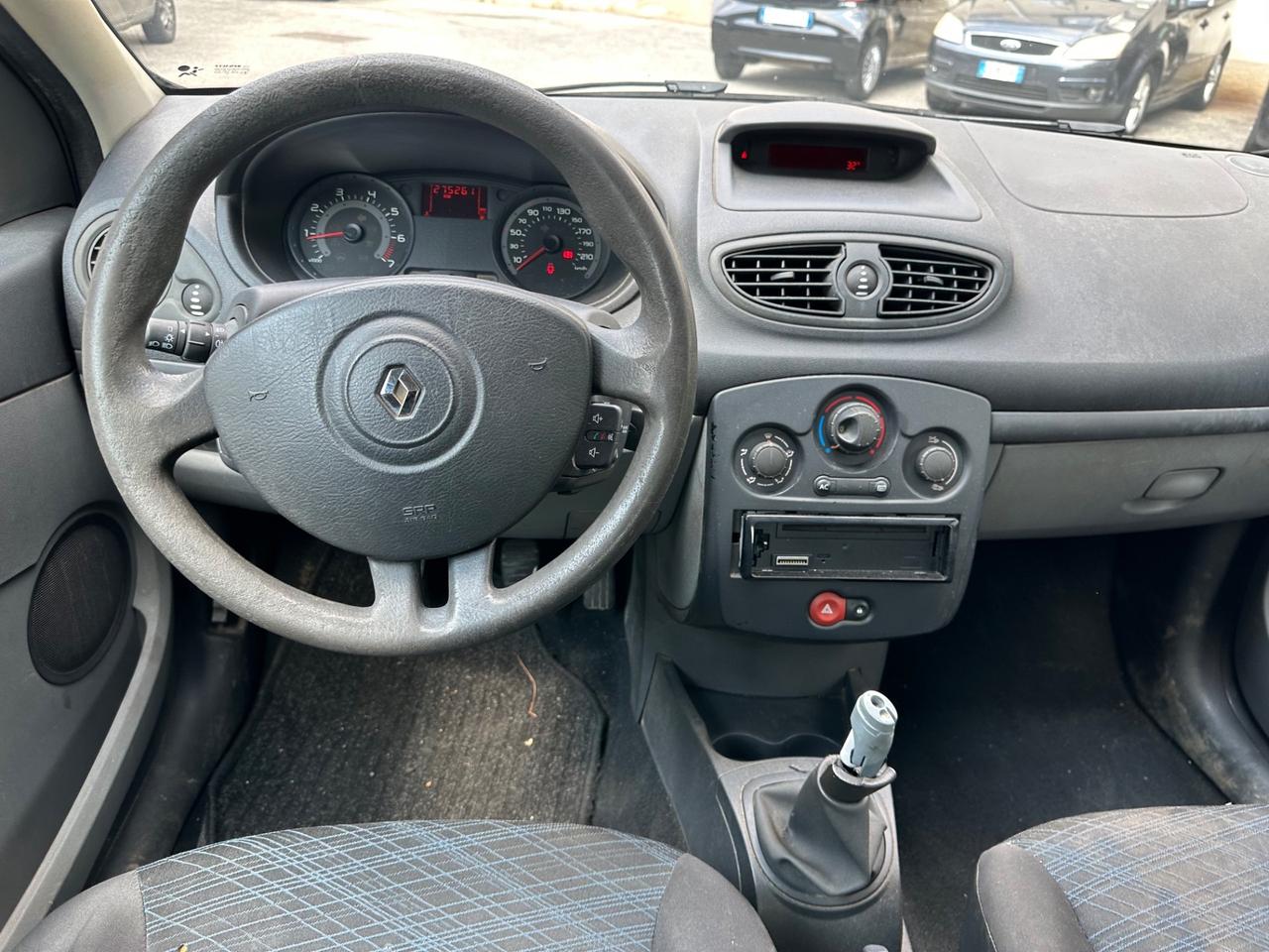 Renault Clio 1.4 16V 5 porte Dynamique