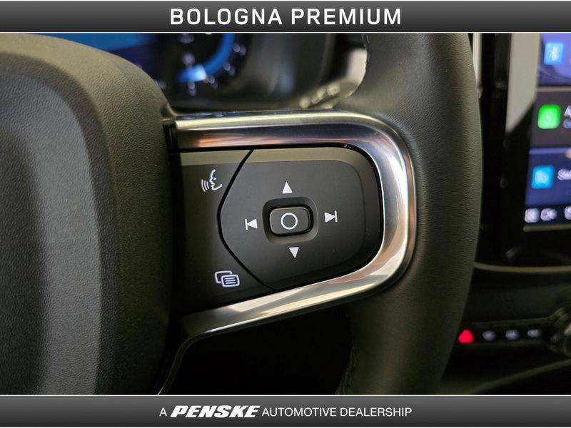 Volvo XC40 XC40 B3 automatico Core