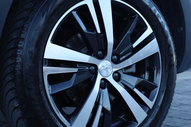 PEUGEOT 5008 PureTech 7 POSTI 130 S&S EAT8 GT Line