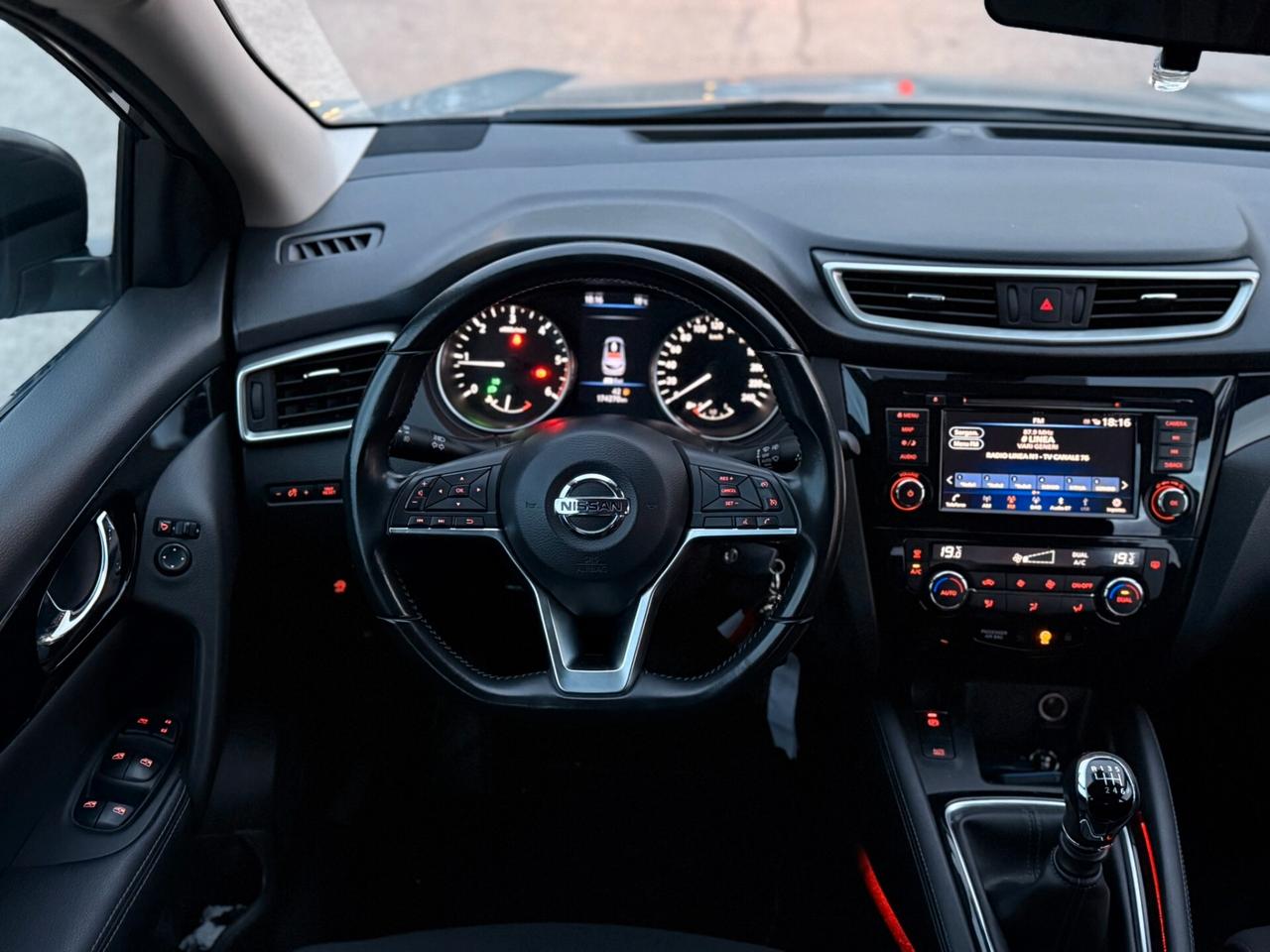 Nissan Qashqai 1.5 dCi 115 CV Tekna Garanzia 12 mesi