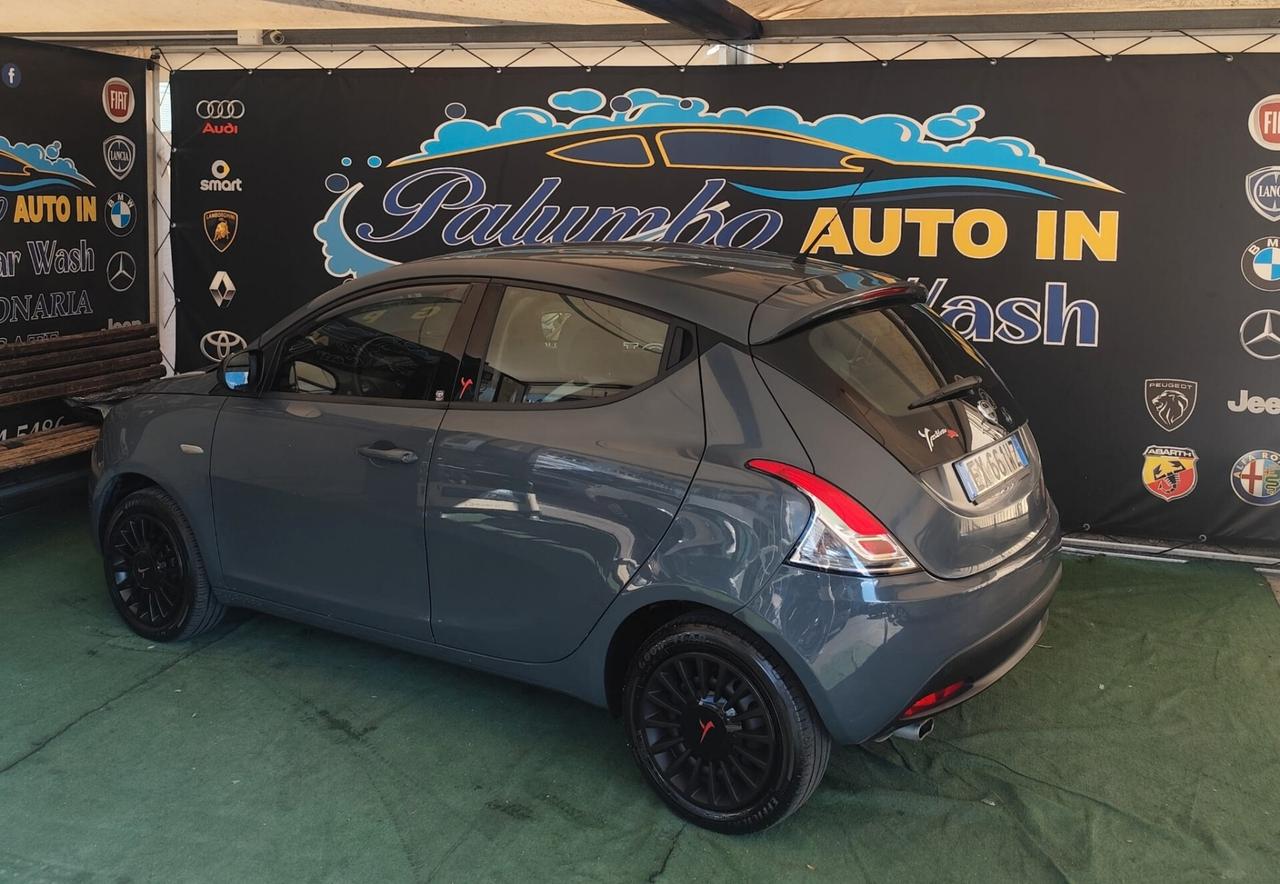 Lancia Ypsilon 1.2 69 CV 5 porte GPL Ecochic Gold