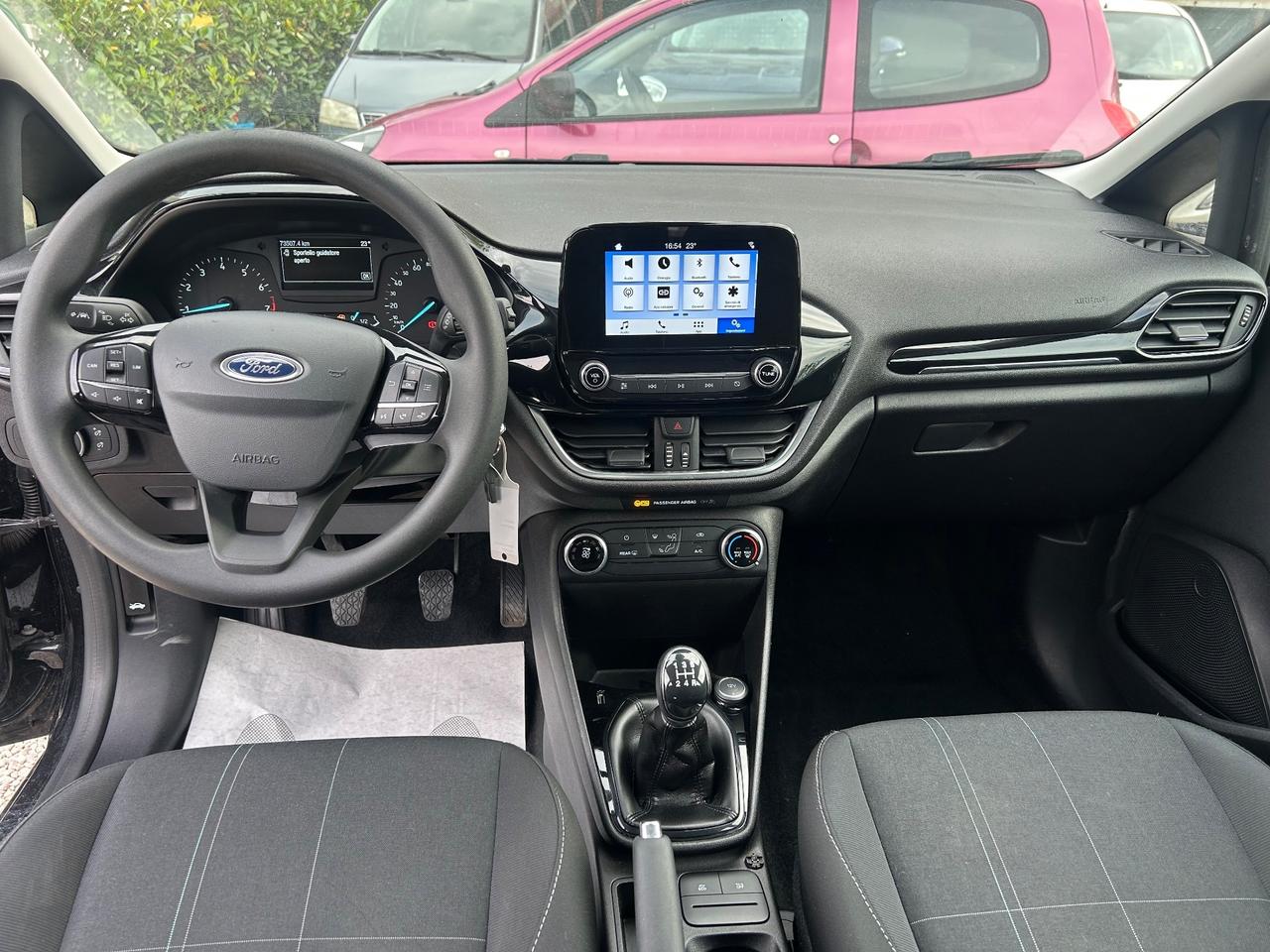 Ford Fiesta 1.1 5P *70000KM*NEOPATENTATI