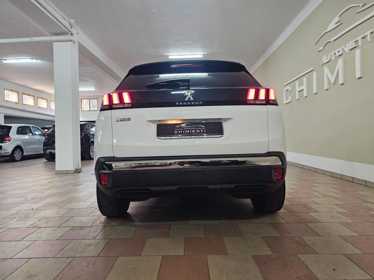 Peugeot 3008 BlueHDi 130 S&S EAT8 Business