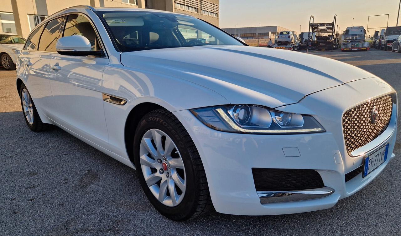 Jaguar XF Sportbrake 2.0 D 180 CV aut. Pure