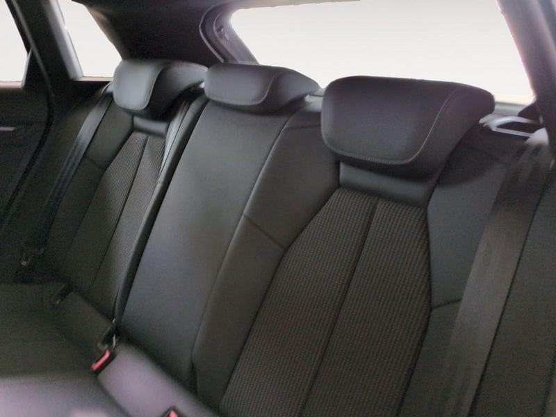 Audi A3 Sportback 35 TDI S tronic S line Edition