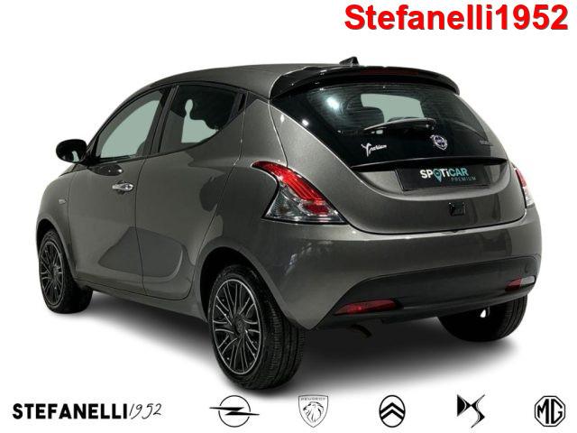 LANCIA Ypsilon 1.0 FireFly 5 porte S&S Hybrid Silver