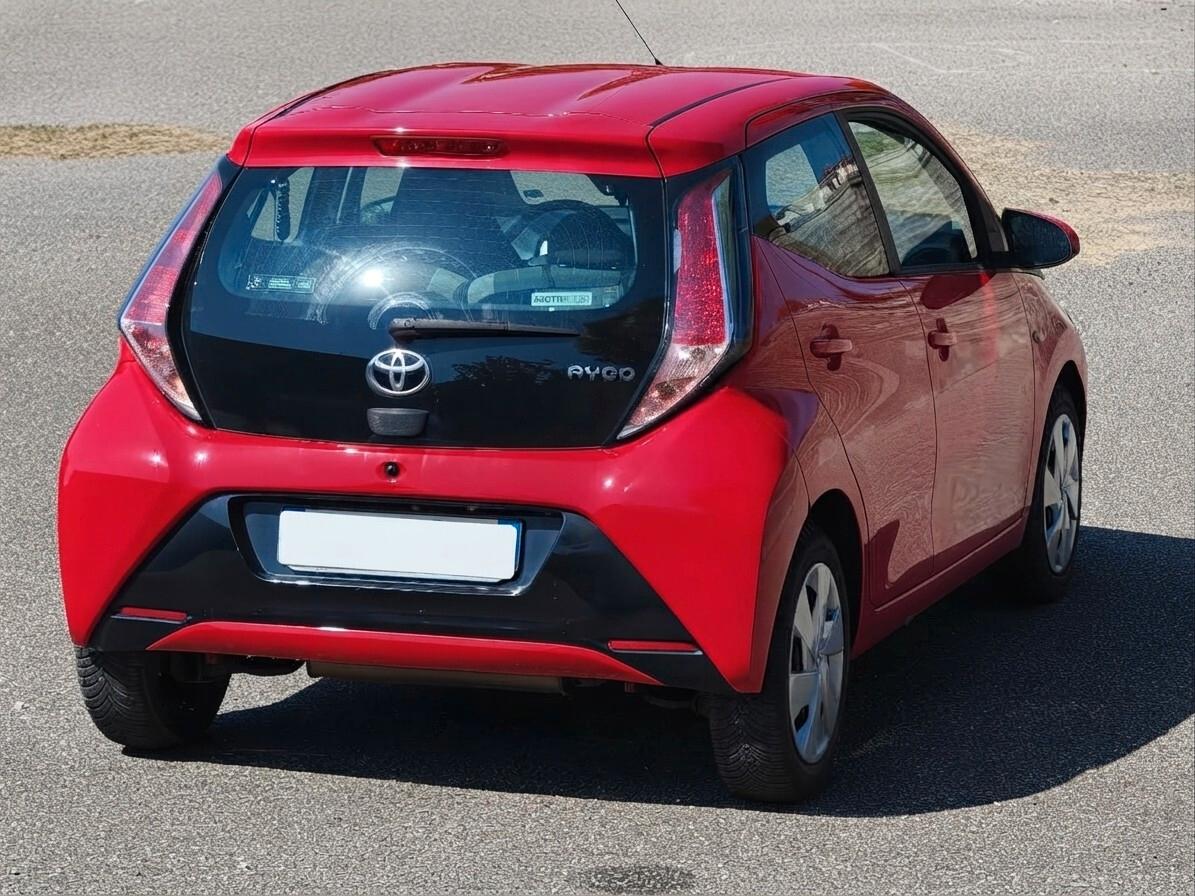 Toyota Aygo X 1.0 VVT-i 72 CV 5 porte Trend Air