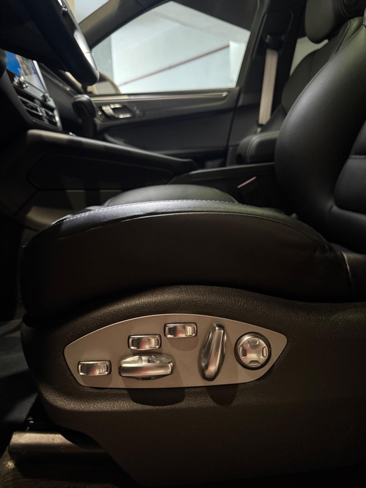 Porsche Macan 2.0