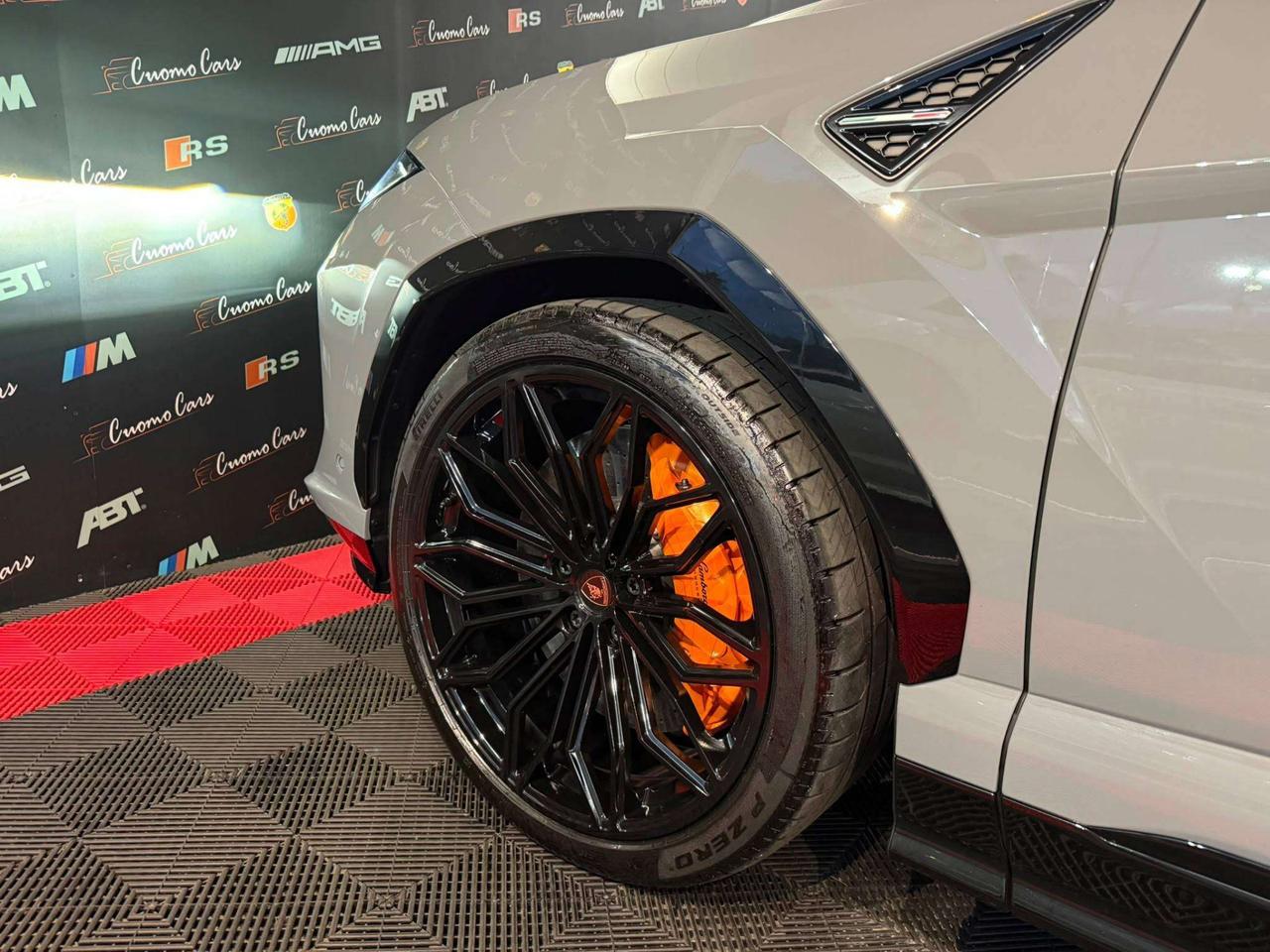 Lamborghini Urus SE 4.0 V8 phev auto