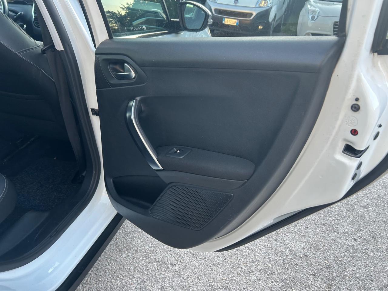 Peugeot 2008 BlueHDi 120 S&S Allure Euro6