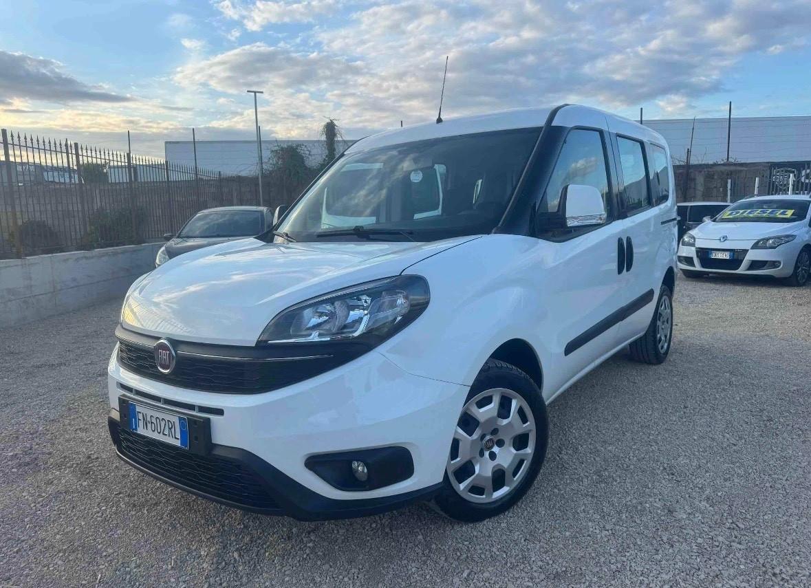 Fiat Doblò 1.6 MJT 120CV LOUNGE N1 5 POSTI