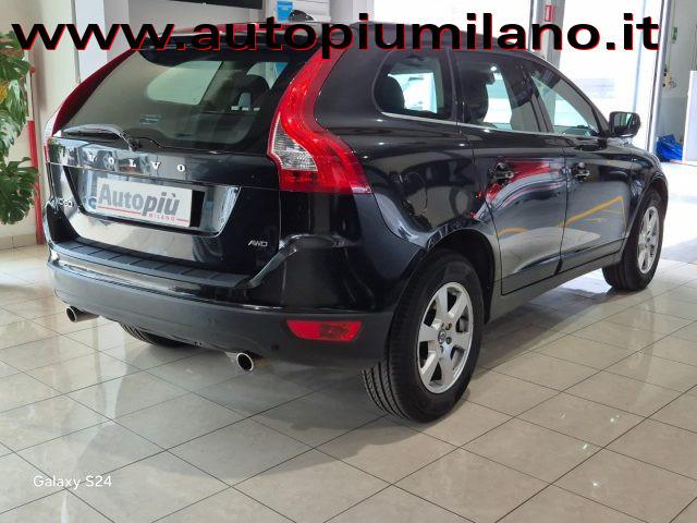VOLVO XC60 D4 AWD Geartronic Kinetic
