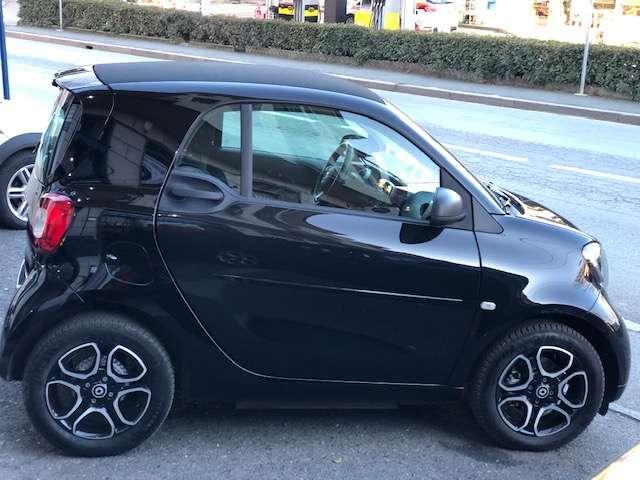 smart forTwo Coupè EQ elettrica 60 KW- 82 CV cool & Audio