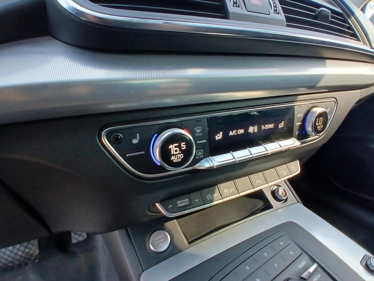 Audi Q5 2.0 TDI quattro S tronic Business
