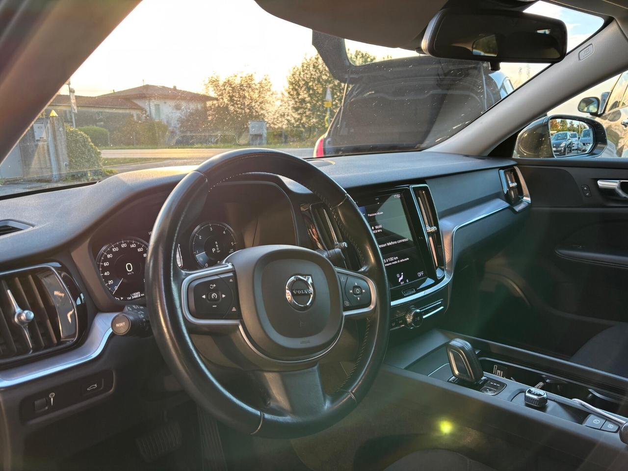 Volvo V60 B4 2.0 Ibrida Cambio Automatico