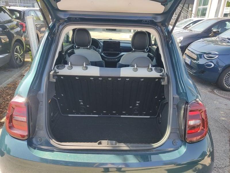 FIAT 500 IV 2020 500e 42 kWh Icon