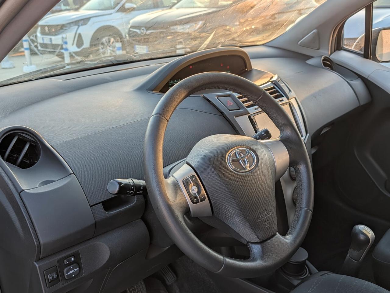 Toyota Yaris 1.4 D-4D 5 porte Sol