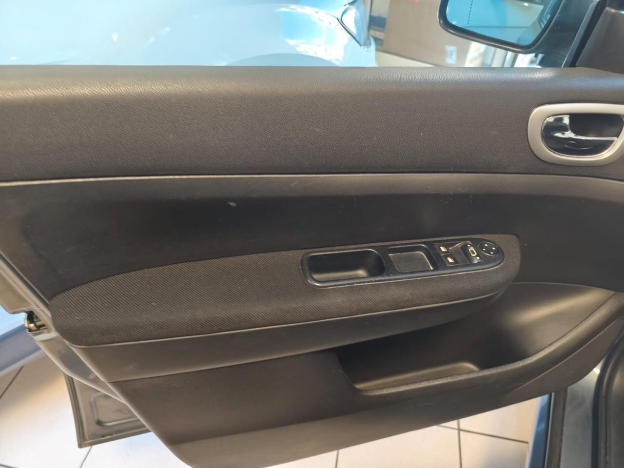 Peugeot 307 1.6 16V aut. SW Australian