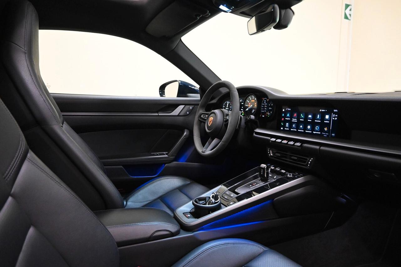 PORSCHE 911 (992) 911 Carrera