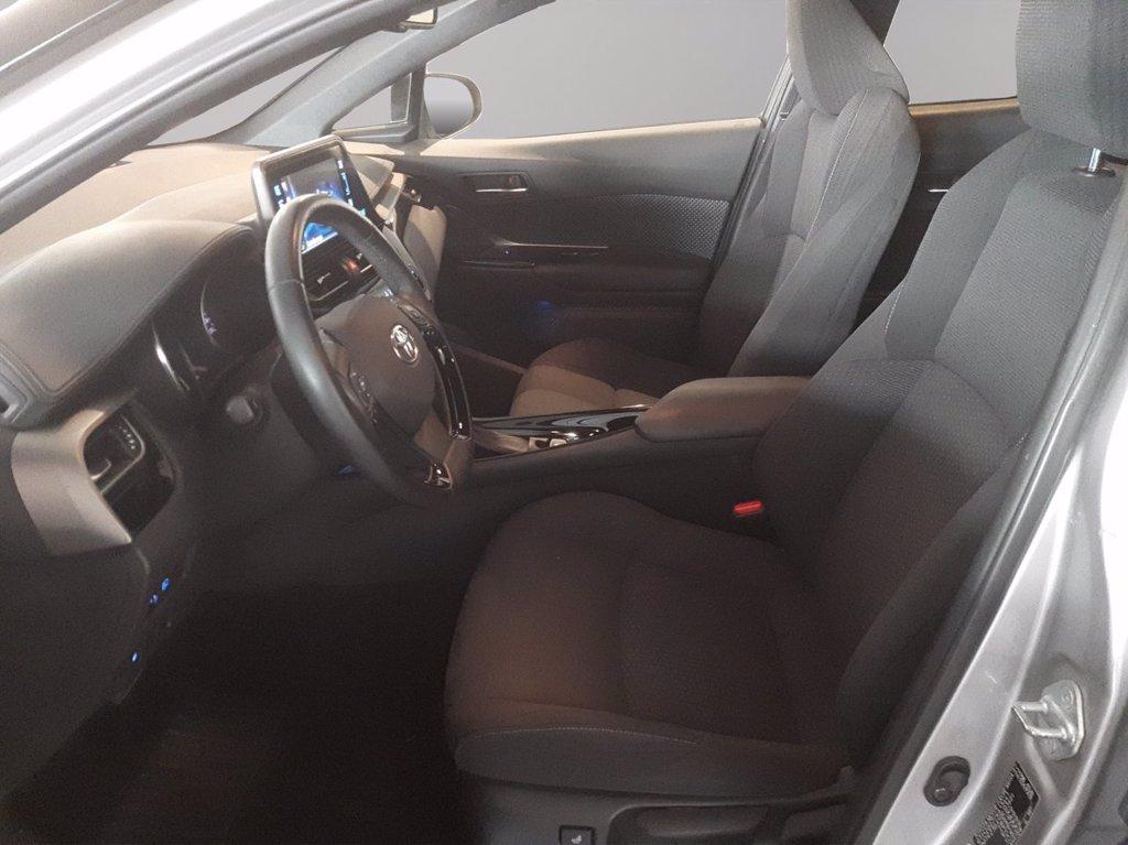TOYOTA C-hr 1.8h trend 2wd e-cvt del 2017