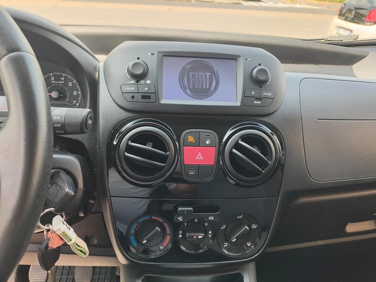 FIAT QUBO 1.4 77CV METANO KM 118214-2018