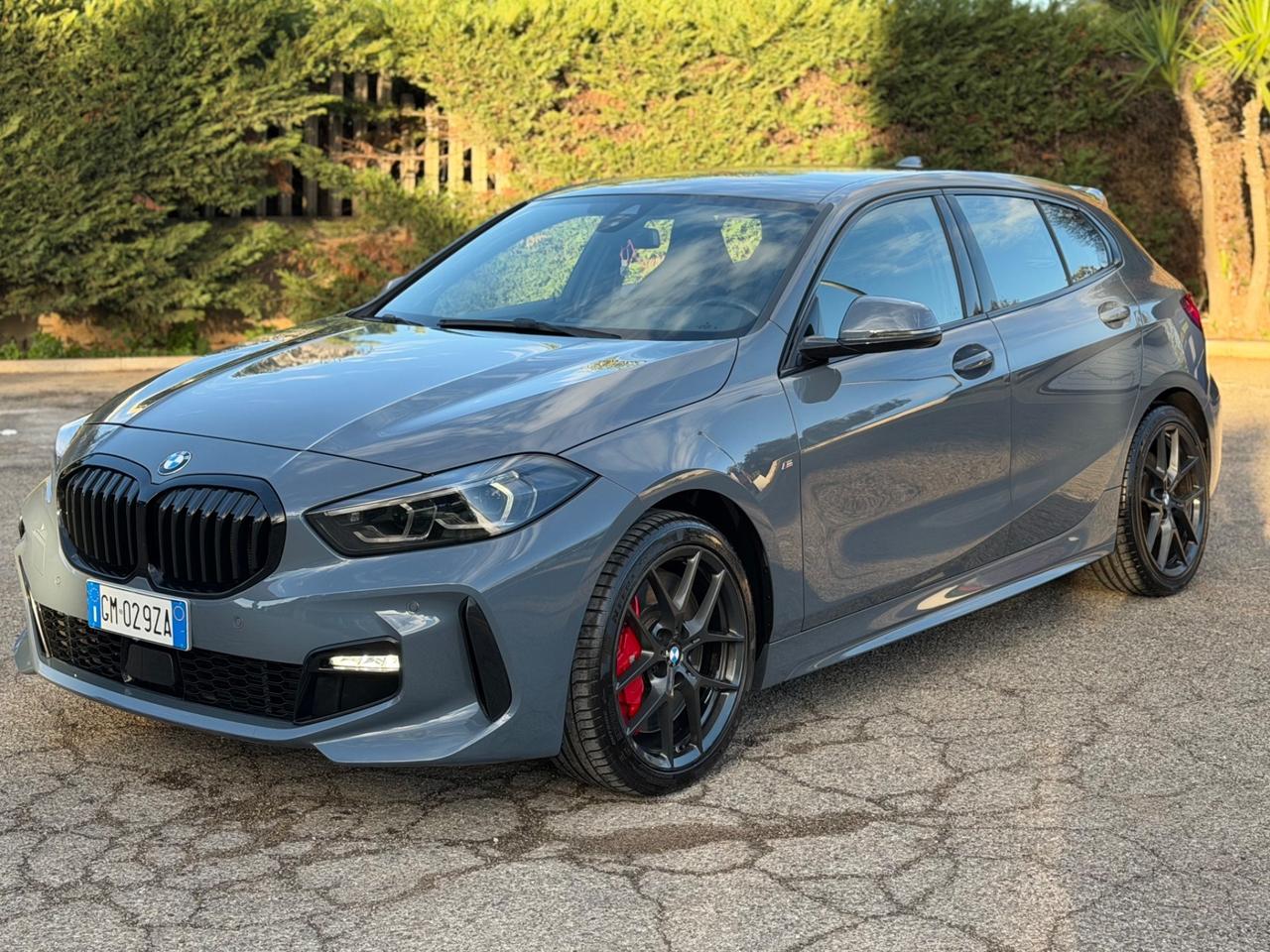 Bmw 116 116d 5p. Msport