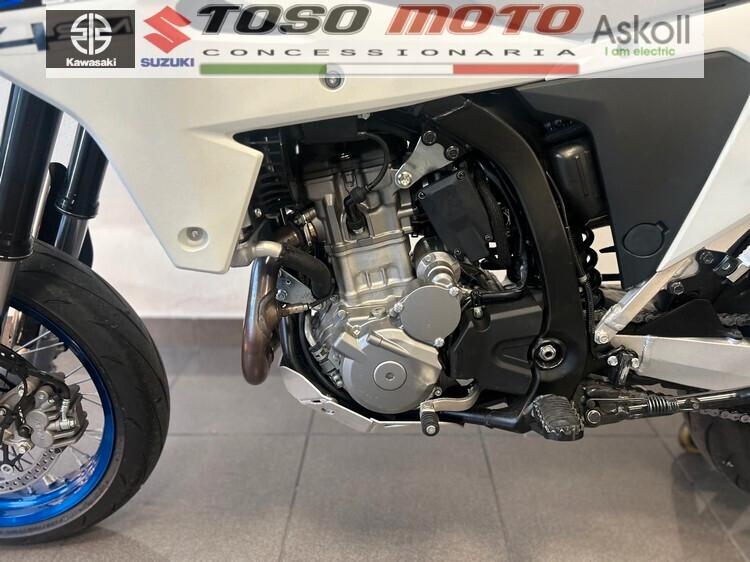 Suzuki DR-Z 400 SM